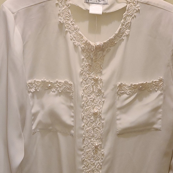 Blouse by Kathy Che - Picture 3 of 5